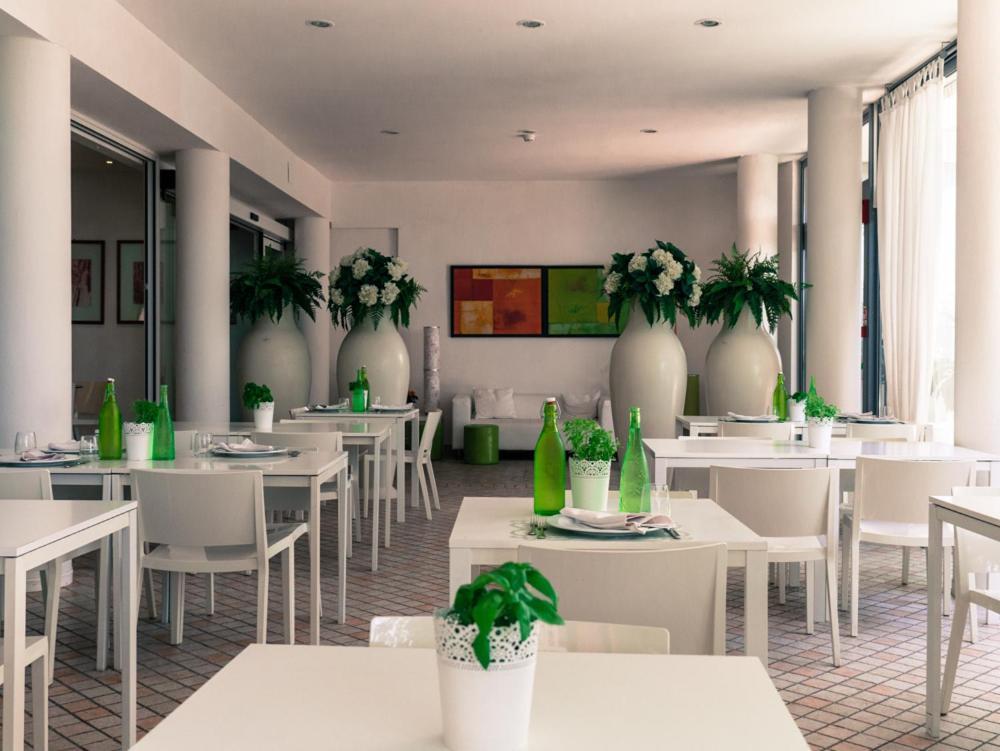 רימיני Hotel Principe מראה חיצוני תמונה